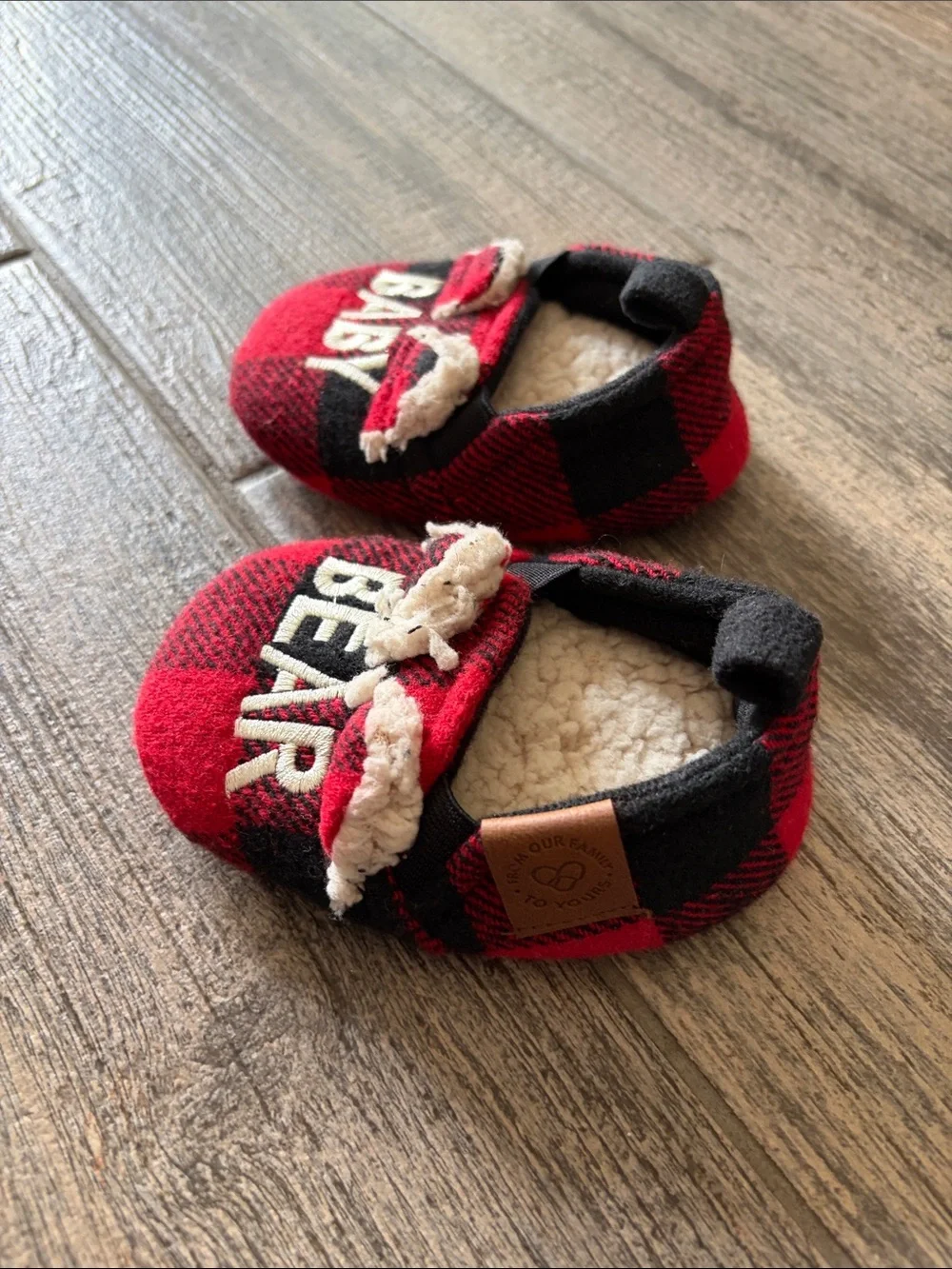 dearfoams Red and Black Plaid 'BABY BEAR' Kids Slippers